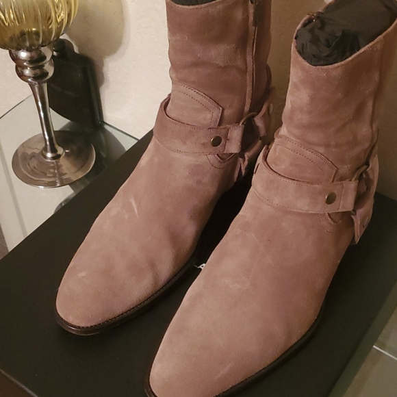 Men's Saint Laurent Wyatt 40 Harness Boots - Picture 5 of 8